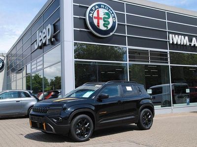 Volcano black Neu 2025 Jeep Avenger North SUV | 36.990 € (Teuer)