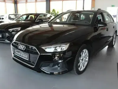 Gebraucht Audi A4 Basis 204 PS (150 kW) 2023 Schwarz Kombi