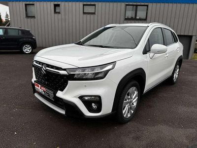 Gebraucht Suzuki SX4 Comfort 129 PS (94 kW) 2024 Weiß SUV