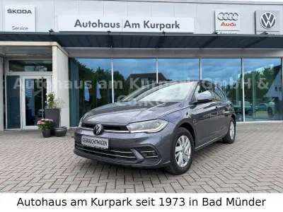 Gebraucht VW Polo Style 95 PS (69 kW) 2023 Grau Kleinwagen