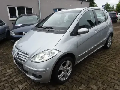 Gebraucht Mercedes A200 Elegance 136 PS (100 kW) 2005 Silber Van / Kleinbus