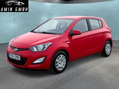 Gebraucht Hyundai i20 Edition 86 PS (63 kW) 2012 Rot Kleinwagen