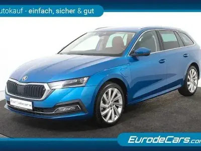 Gebraucht Skoda Octavia 245 PS (180 kW) 2022 Blau (metallic) Kombi