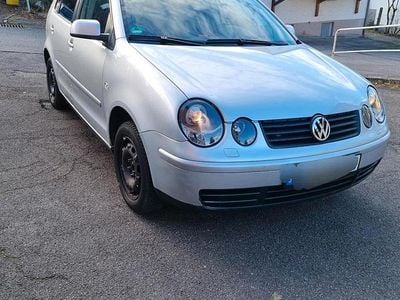 Silber Gebraucht 2004 VW Polo Cricket Kleinwagen | 1.450 € (Fairer Preis)