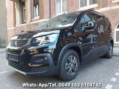 Occasion Peugeot Rifter Allure 102 ch (75 kW) 2023 Noir Monospace