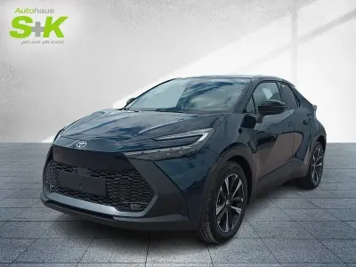 Neu Toyota C-HR 140 PS (102 kW) 2026 Dark blue mica / black (blau) SUV