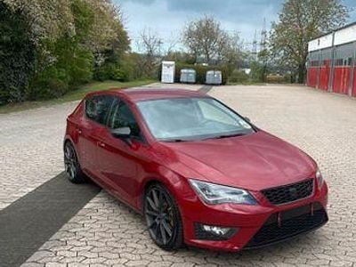 Usata Seat Leon FR 140 CV (102 kW) 2014 Rosso Berlina