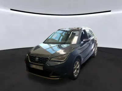 Gebraucht Seat Arona FR 110 PS (80 kW) 2023 Grau SUV