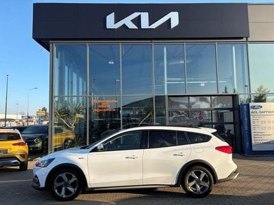 Gebraucht Ford Focus Active 125 PS (91 kW) 2020 Weiß Limousine