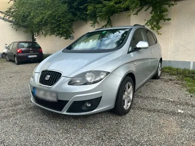 Brugt Seat Altea XL 105 HK (77 kW) 2011 Sølv MPV