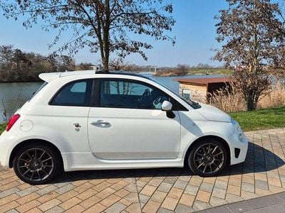 Gebraucht Abarth 595 145 PS (106 kW) 2017 Weiß Kleinwagen
