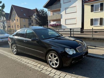 Mercedes 220