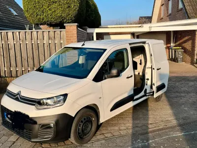 Gebraucht Citroën Berlingo 101 PS (74 kW) 2019 Weiß Van / Kleinbus