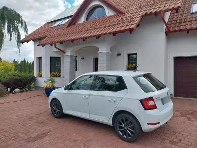 Gebraucht Skoda Fabia 60 PS (44 kW) 2019 Weiß Kleinwagen