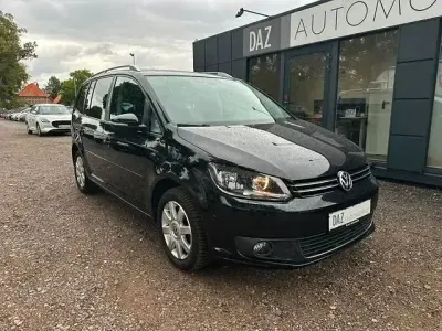 Gebraucht VW Touran Cup 140 PS (102 kW) 2015 Schwarz Van / Kleinbus