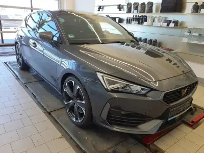 Gebraucht Cupra Leon VZ 300 PS (220 kW) 2023 "magnetic tech" Limousine