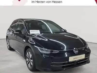 Używany VW Golf VIII Goal 116 KM (85 kW) 2025 Czarny Sedan/Limuzyna