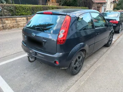 Gebraucht Ford Fiesta 69 PS (50 kW) 2007 Schwarz Kleinwagen