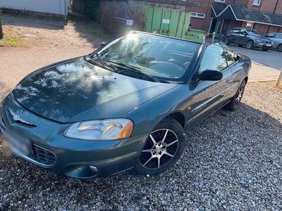 Usata Chrysler Sebring Cabriolet 141 CV (103 kW) 2001 Verde Cabrio