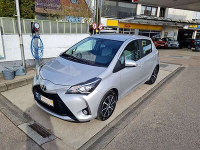 gebraucht Toyota Yaris 1,5-Dual-VVT-iE Team D, Kamera, Navi, SHZ