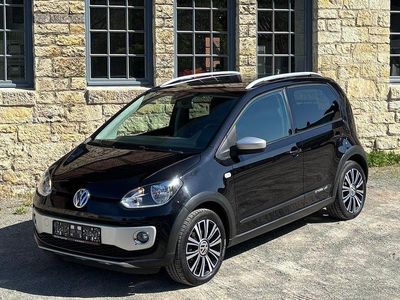 Usata VW cross up! 75 CV (55 kW) 2014 Nero Utilitaria