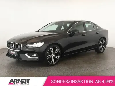 Gebraucht Volvo S60 Inscription 197 PS (144 kW) 2022 Onyx black Limousine