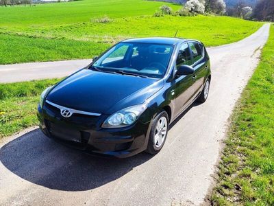 gebraucht Hyundai i30 Bremsen und TÜV neu