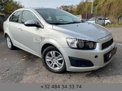 Gebraucht Chevrolet Aveo 95 PS (69 kW) 2012 Silber Limousine