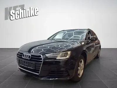 Gebraucht Audi A4 Basis 75 PS (55 kW) 2018 Schwarz Kombi