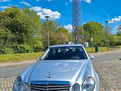 Gebraucht Mercedes E320 224 PS (164 kW) 2009 Silber Limousine