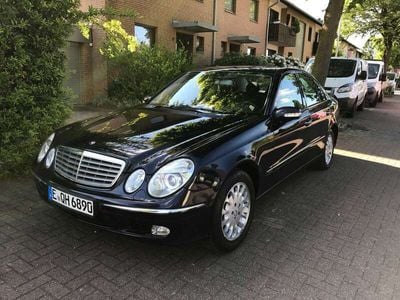 Mercedes E320