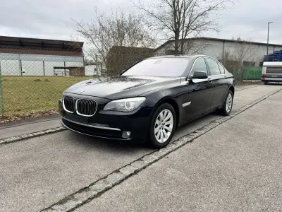 Usata BMW 750 408 CV (300 kW) 2009 Berlina