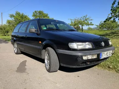 Second-hand VW Passat 90 CP (66 kW) 1996 Negru Break