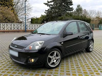 Gebraucht Ford Fiesta Style 80 PS (58 kW) 2008 Schwarz Kleinwagen