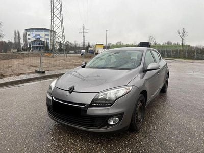Grau Gebraucht 2013 Renault Mégane Initiale Paris Limousine | 3.199 € (Fairer Preis)