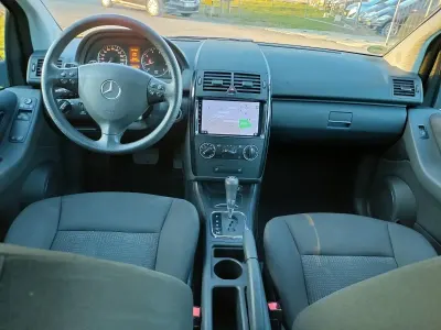 Gebraucht Mercedes A160 95 PS (69 kW) 2011 Schwarz Limousine