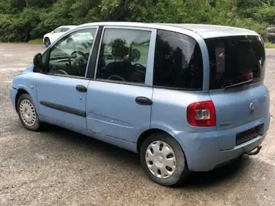 Usata Fiat Multipla Dynamic 103 CV (75 kW) 2006 Blu Monovolume