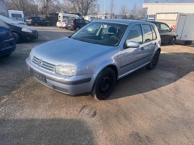 Gebraucht VW Golf IV 102 PS (75 kW) 2002 Blau Kleinwagen