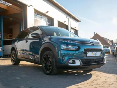 Używany Citroën C4 PureTech 110 KM (80 kW) 2018 Niebieski Sedan/Limuzyna
