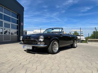 Gebraucht Fiat 124 Spider 155 PS (114 kW) 1985 Schwarz Cabrio