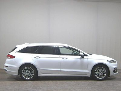 Gebraucht Ford Mondeo Titanium 150 PS (110 kW) 2021 Weiss Kombi