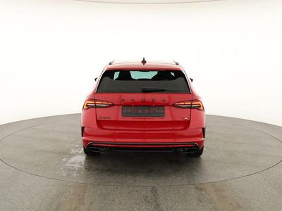 Neu Skoda Octavia RS 265 PS (194 kW) 2026 Velvet rot metallic Kombi