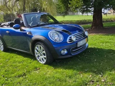 Usata Mini Cooper 122 CV (89 kW) 2014 Blu Utilitaria