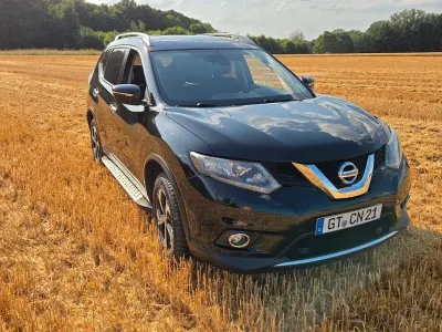 Gebraucht Nissan X-Trail Tekna 177 PS (130 kW) 2017 Schwarz SUV