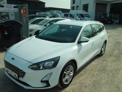 Begagnad Ford Focus Titanium 101 HK (74 kW) 2022 Vit Kombi