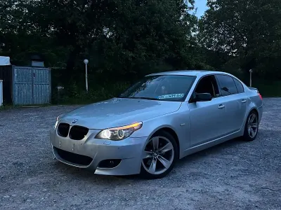 Używany BMW 530 M Sport 300 KM (220 kW) 2008 Srebrny Sedan/Limuzyna