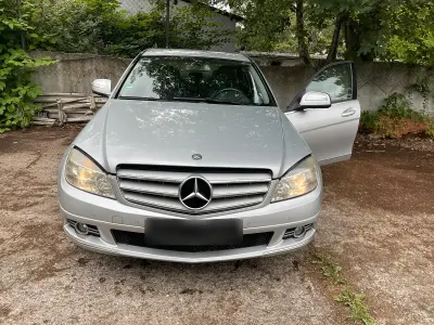 Gebraucht Mercedes C220 170 PS (125 kW) 2007 Silber Limousine