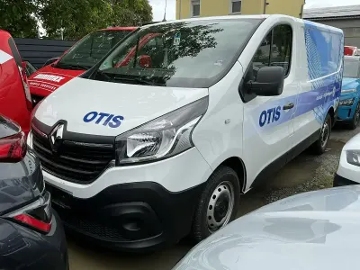 Gebraucht Renault Trafic Komfort 120 PS (88 kW) 2021 Weiß Van / Kleinbus