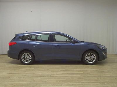 Usata Ford Focus Titanium 125 CV (91 kW) 2021 Blu Station wagon