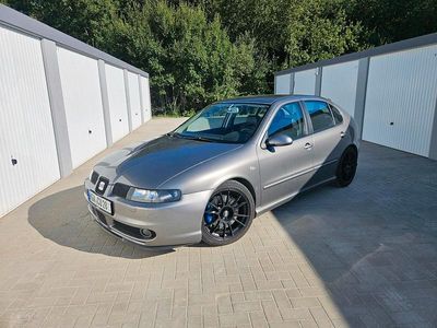Second-hand Seat Leon CUPRA 204 CP (150 kW) 2003 Gri Hatchback